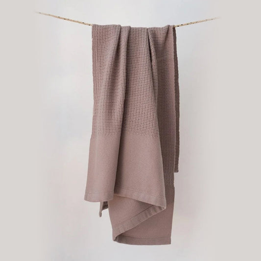 GOTS Organic Cotton Cellular Baby Blanket / MUNGO